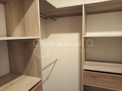 Apartamento de 3 alcobas en arriendo en Medellin, Medellín, 121 m² · foto 3 de 15