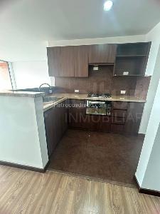 Apartamento de 2 alcobas en arriendo en Envigado, Envigado, 75 m² · foto 2 de 15