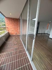 Apartamento de 2 alcobas en arriendo en Envigado, Envigado, 75 m² · foto 5 de 15