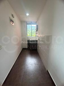 Apartamento de 2 alcobas en arriendo en Envigado, Envigado, 75 m² · foto 9 de 15