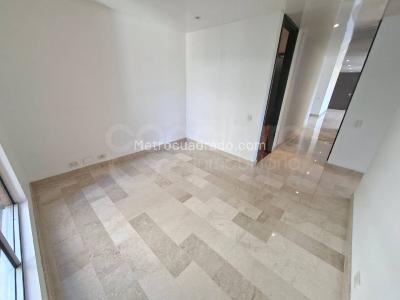 Apartamento de 4 alcobas en arriendo en Envigado, Envigado, 180 m² · foto 11 de 15