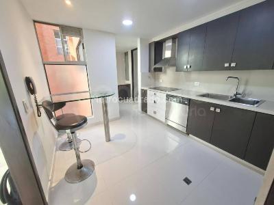Apartamento de 4 alcobas en arriendo en Envigado, Envigado, 180 m² · foto 1 de 15