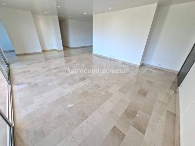 Apartamento de 4 alcobas en arriendo en Envigado, Envigado, 180 m² · foto 5 de 15