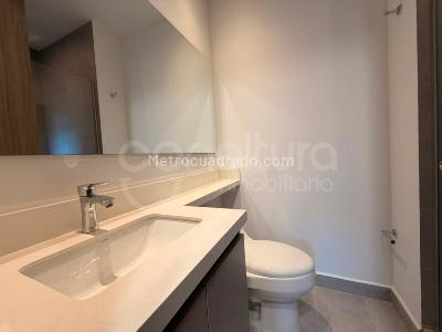 Apartamento de 2 alcobas en arriendo en Medellin, Medellín, 94 m² · foto 11 de 15