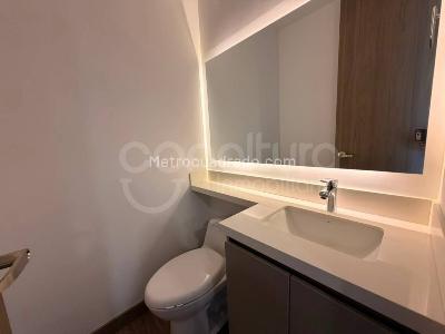 Apartamento de 2 alcobas en arriendo en Medellin, Medellín, 94 m² · foto 13 de 15