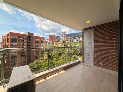 Apartamento de 2 alcobas en arriendo en Medellin, Medellín, 94 m² · foto 2 de 15