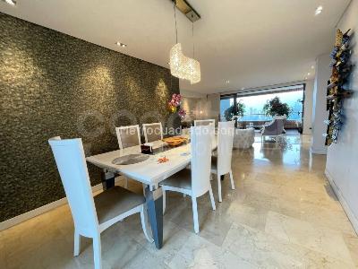 Apartamento de 3 alcobas en arriendo en Medellin, Medellín, 230 m² · foto 2 de 15