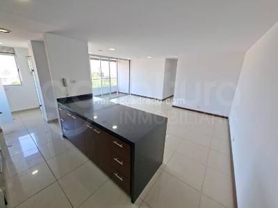 Apartamento de 3 alcobas en arriendo en Envigado, Envigado, 100 m² · foto 3 de 15