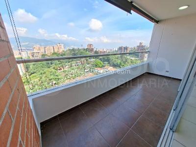 Apartamento de 3 alcobas en arriendo en Envigado, Envigado, 100 m² · foto 8 de 15