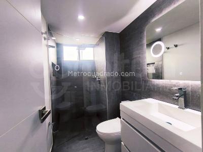 Apartamento de 3 alcobas en arriendo en Medellin, Medellín, 130 m² · foto 10 de 15