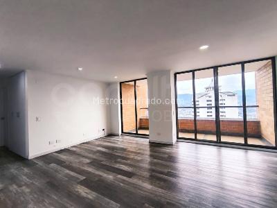 Apartamento de 3 alcobas en arriendo en Medellin, Medellín, 130 m² · foto 4 de 15