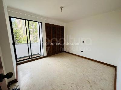 Apartamento de 3 alcobas en arriendo en Medellin, Medellín, 130 m² · foto 11 de 15