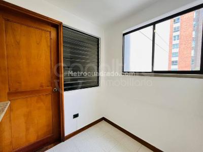 Apartamento de 3 alcobas en arriendo en Medellin, Medellín, 130 m² · foto 13 de 15