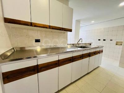 Apartamento de 3 alcobas en arriendo en Medellin, Medellín, 130 m² · foto 2 de 15