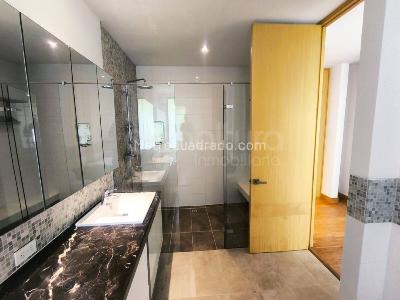 Casa de 3 alcobas en arriendo en Envigado, Envigado, 338 m² · foto 12 de 15
