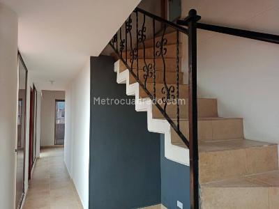 Apartamento de 4 alcobas en arriendo en Medellin, Medellín, 240 m² · foto 13 de 15