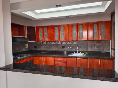 Apartamento de 4 alcobas en arriendo en Medellin, Medellín, 240 m² · foto 2 de 15