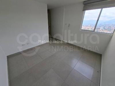 Apartamento de 2 alcobas en arriendo en Envigado, Envigado, 67 m² · foto 10 de 15