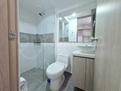 Apartamento de 2 alcobas en arriendo en Envigado, Envigado, 67 m² · foto 9 de 15