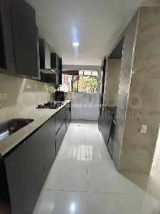 Casa de 3 alcobas en arriendo en Envigado, Envigado, 170 m² · foto 2 de 15