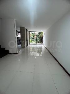 Casa de 3 alcobas en arriendo en Envigado, Envigado, 170 m² · foto 4 de 15