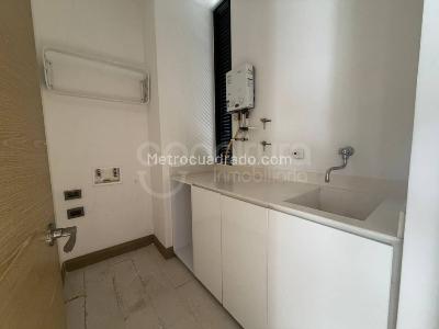 Apartamento de 1 alcoba en arriendo en Medellin, Medellín, 87 m² · foto 10 de 11