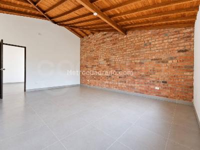 Casa de 4 alcobas en arriendo en Envigado, Envigado, 230 m² · foto 5 de 15