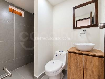 Casa de 4 alcobas en arriendo en Envigado, Envigado, 230 m² · foto 8 de 15