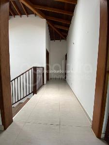 Casa de 4 alcobas en arriendo en Envigado, Envigado, 400 m² · foto 7 de 15