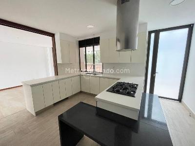 Apartamento de 3 alcobas en arriendo en Medellin, Medellín, 250 m² · foto 4 de 15