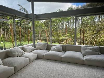 Casa de 5 alcobas en arriendo en Envigado, Envigado, 400 m² · foto 3 de 15