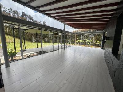 Casa de 5 alcobas en arriendo en Envigado, Envigado, 400 m² · foto 5 de 15