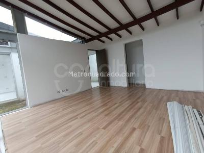 Casa de 5 alcobas en arriendo en Envigado, Envigado, 400 m² · foto 6 de 15