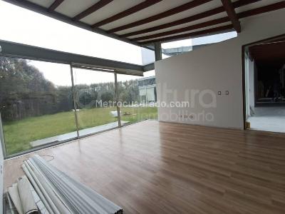 Casa de 5 alcobas en arriendo en Envigado, Envigado, 400 m² · foto 7 de 15