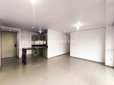 Apartamento de 3 alcobas en arriendo en Medellin, Medellín, 98 m² · foto 3 de 15