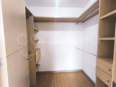 Apartamento de 3 alcobas en arriendo en Medellin, Medellín, 98 m² · foto 8 de 15