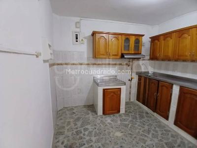 Casa de 4 alcobas en arriendo en Medellin, Medellín, 130 m² · foto 6 de 15