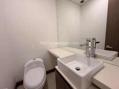 Apartamento de 3 alcobas en arriendo en Medellin, Medellín, 125 m² · foto 12 de 15