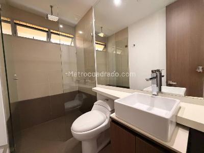 Apartamento de 3 alcobas en arriendo en Medellin, Medellín, 125 m² · foto 9 de 15
