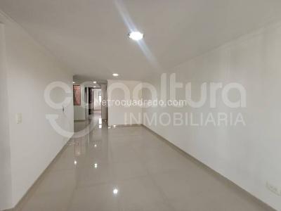 Apartamento de 3 alcobas en arriendo en Medellin, Medellín, 87 m² · foto 3 de 10