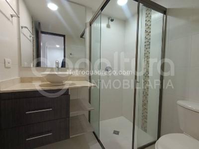 Apartamento de 3 alcobas en arriendo en Medellin, Medellín, 87 m² · foto 9 de 10