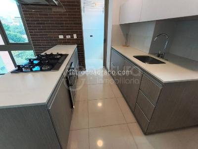 Apartamento de 3 alcobas en arriendo en Medellin, Medellín, 108 m² · foto 2 de 14