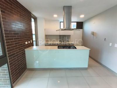 Apartamento de 3 alcobas en arriendo en Medellin, Medellín, 108 m² · foto 4 de 14