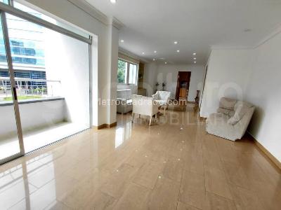 Apartamento de 3 alcobas en arriendo en Medellin, Medellín, 185 m² · foto 5 de 15