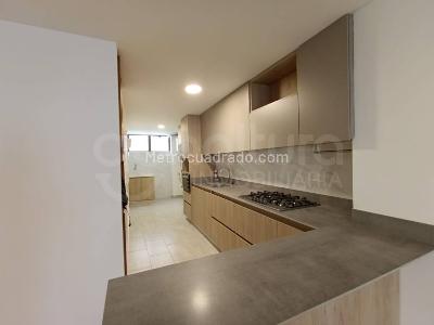 Apartamento de 3 alcobas en arriendo en Medellin, Medellín, 140 m² · foto 2 de 15