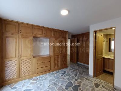 Apartamento de 3 alcobas en arriendo en Medellin, Medellín, 140 m² · foto 8 de 15