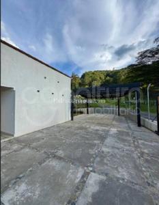 Casa de 4 alcobas en arriendo en Envigado, Envigado, 400 m² · foto 13 de 15