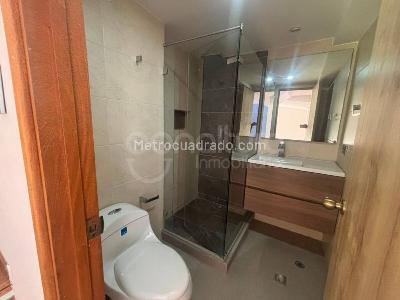 Apartamento de 3 alcobas en arriendo en Medellin, Medellín, 300 m² · foto 12 de 15