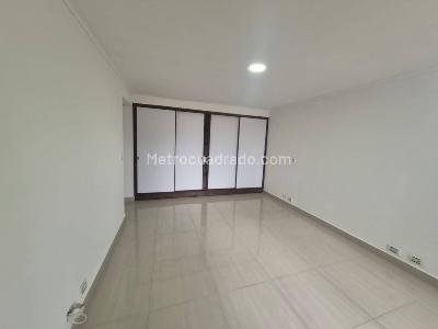 Apartamento de 3 alcobas en arriendo en Medellin, Medellín, 170 m² · foto 11 de 15