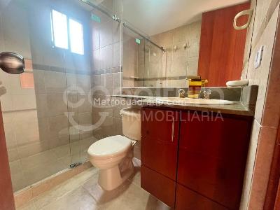 Apartamento de 3 alcobas en arriendo en Medellin, Medellín, 145 m² · foto 10 de 13